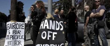 2013031886chi_dentro