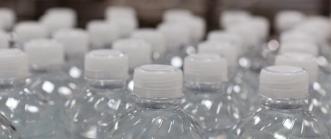 2013040976botellas_agua_bisfenol_int