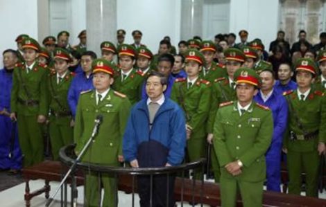 Vietnam-está-sentenciando-a-banqueros-corruptos-a-muerte