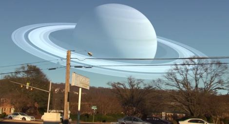 Si el lugar de la luna fuera reemplazada por otro planeta